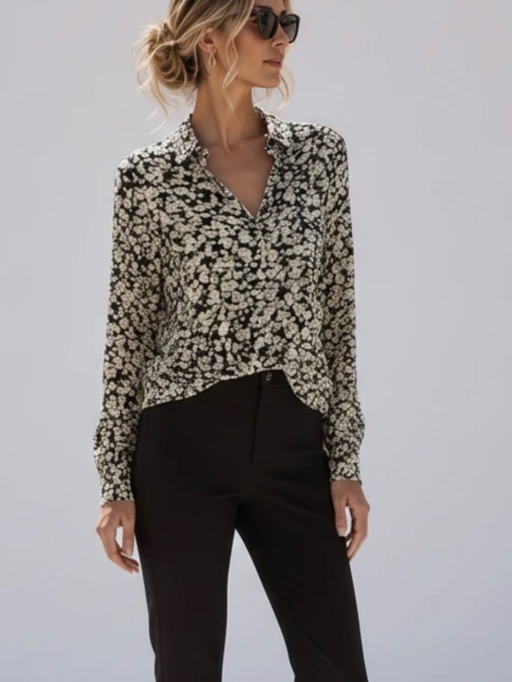Velvet Heart Button-Down Blouse with Hearts Motif Navy /White, Mustard Size M